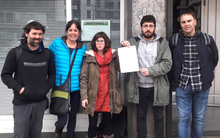 Llamamos a salir a la calle a favor de la democracia en Brasil y la libertad de Lula da Silva