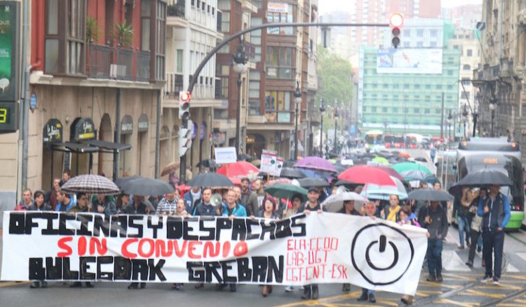 La huelga del sector de Oficinas y Despachos de Bizkaia tiene un seguimiento del 75%