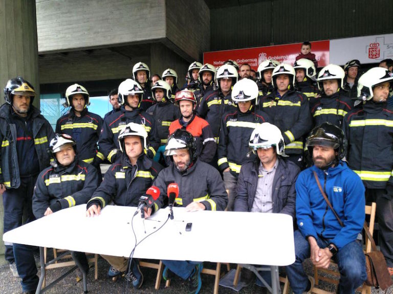 Los bomberos de Nafarroa exigen que se les habilite para realizar el Transporte Sanitario Urgente