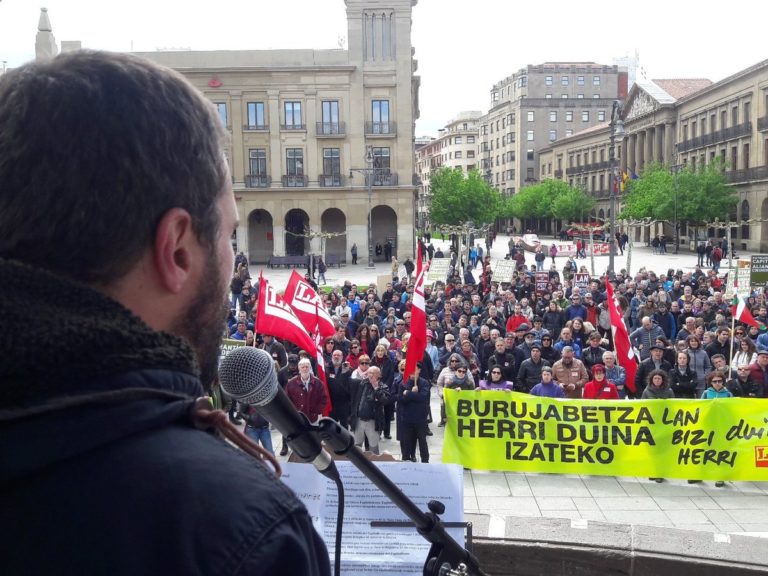 LAB reivindica trabajo, vida y pueblo digno y reune a miles de personas en las seis manifestaciones de Nafarroa
