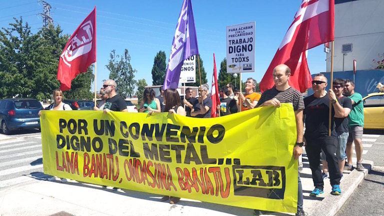 Una de las protestas convocadas la pasada semana con motivo de la caravana de coches del Metal.