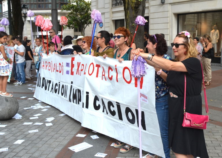 Hitz gutxiago eta ekintza gehiago eskatu dituzte Garbialdiko langileek