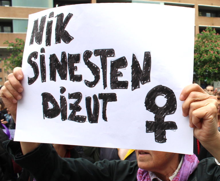 [IRITZIA] «Arantza eta loreak indarkeria matxistaren aurkako udaberrian»