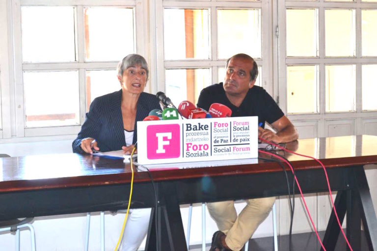 El Foro Social fija como reto para este curso sentar las bases definitivas de una convivencia democrática