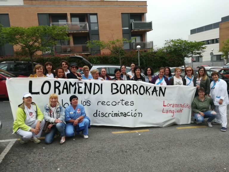Loramendiko langileek borrokan jarraituko dute, zuzendaritzarekin izandako bilera antzuaren ostean