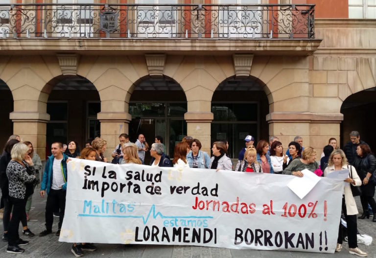Las huelguistas de Loramendi intensifican las movilizaciones en favor de la calidad de sus condiciones laborales y del servicio