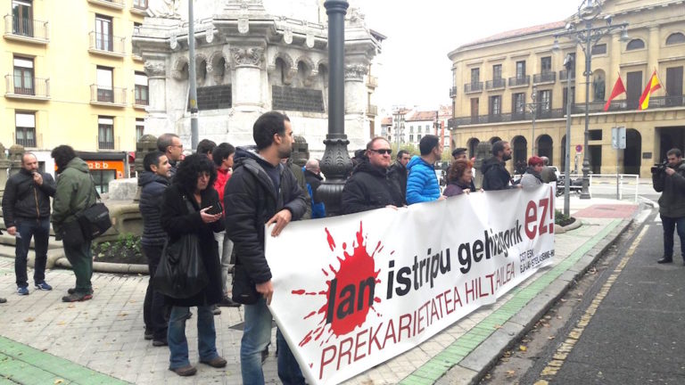 Lan heriotzak salatu ditugu Iruñeko Lan Ikuskaritzaren aurrean