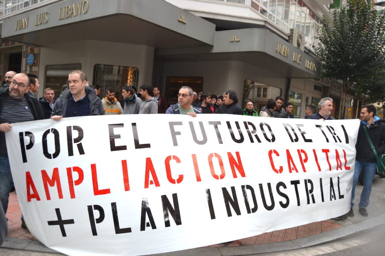 Tubos Reunidos Industrialeko zuzendaritzak ezarri nahi duen 16 hilabeterako Aldi Baterako EEEa salatu dute