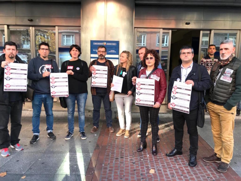 Beste lau greba egun egingo ditugu Gizarte Ekimeneko ikastetxeetan