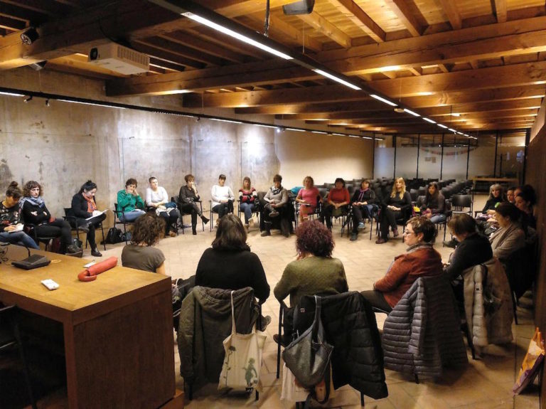 Martxoaren 8ko greba feministara begira gaude sindikatuko emakumeak