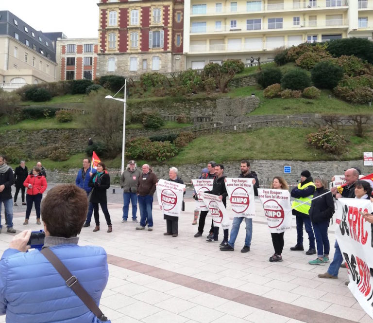 Aldaketa soziala premiazkoa dela aldarrikatu dugu Biarritzen