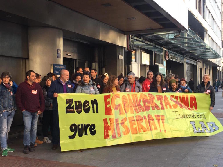 Irakasleen finkapen-sistema eta LEP eredu hau bertan behera uztea eskatu diogu Jaurlaritzari, ordezko langileen lan-baldintzak prekarizatzen dituelako