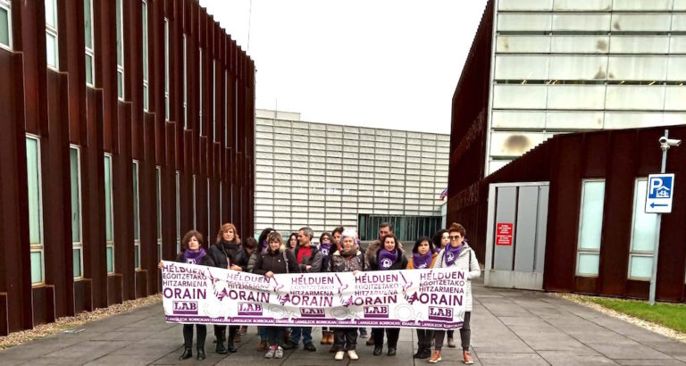 Gipuzkoako Batzar Nagusietako taldeei bilera eskaera egin diegu, helduen egoitzetako gatazka konpontzeko lagun dezaten