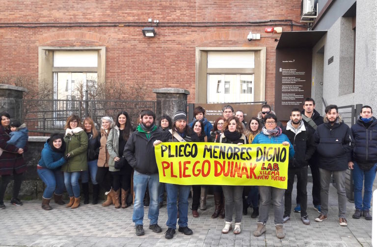 «Las condiciones laborales en las que trabajamos son sumamente precarias»
