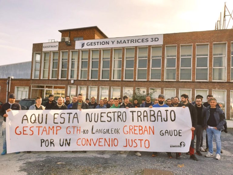 GTHko grebalariek elkarretaratzeak egin dituzte enpresak bere ekoizpena eraman duen lantokietan