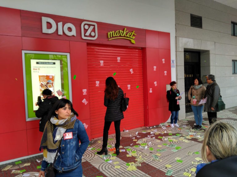 Hemos exigido que se respeten las condiciones laborales y a las y a los propios trabajadores en el segundo día de huelga en los supermercados DIA