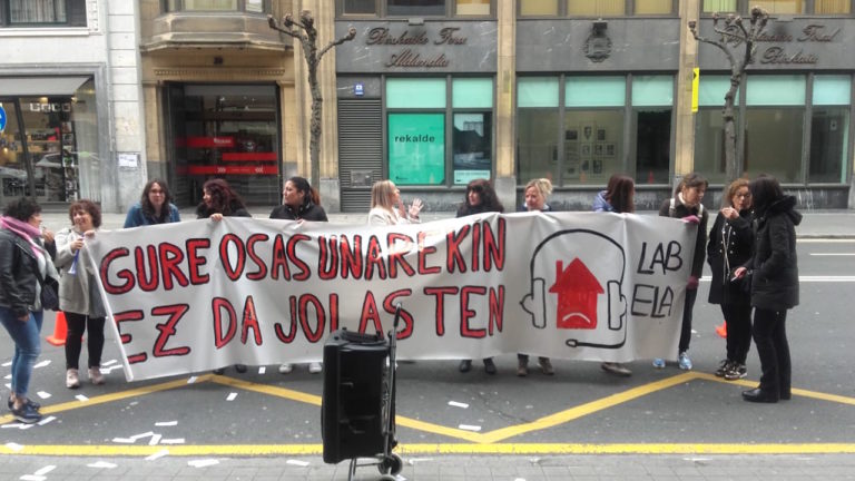 Homeserveko langileek lanuzteak egin dituzte berriro lan baldintza eta lanabes duinak exijitzeko