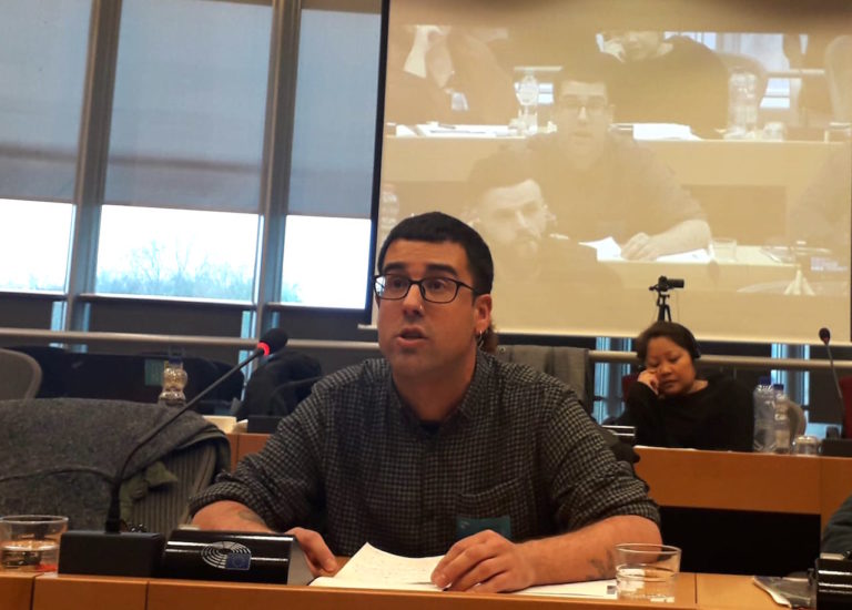 Bizi eta lan baldintza duinen aldeko aldarria eraman dugu Bruselara, migranteen eskubideei buruzko saioa dela eta