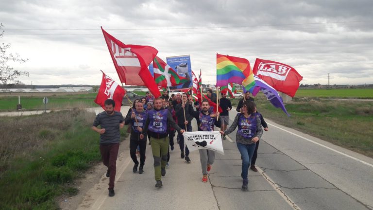 Modu aktiboan parte hartzen ari gara Korrikan