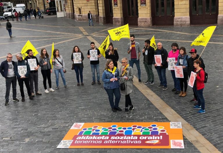 Durangon maiatzaren 5ean egingo den Herrien Besarkadan parte hartzeko deia egin du Eskubide Sozialen Kartak