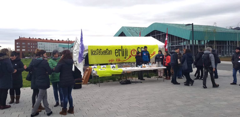 Hemos pedido al Gobierno Vasco que saque la asignatura de religión de las aulas, dentro de la dinámica “ErlijiOFF”