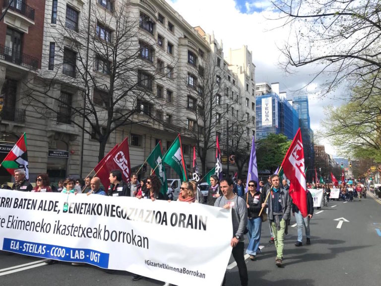 Aste honetarako deitutako lehen greba egunak  jarraipen zabala izan du Gizarte Ekimeneko ikastetxeetan