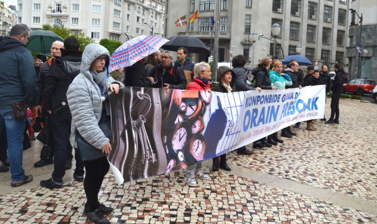Hemos vuelto a exigir en Bilbo el respeto a los derechos humanos de las y los presos