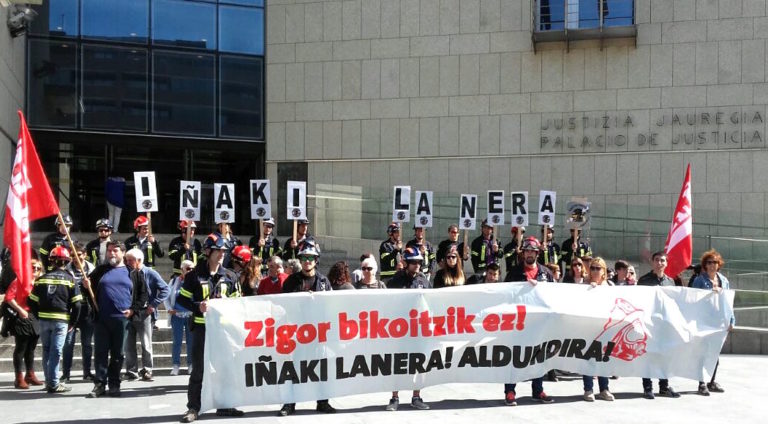 Iñaki Igerategik bere suhiltzaile postuan lanean egon behar duela aldarrikatu dugu