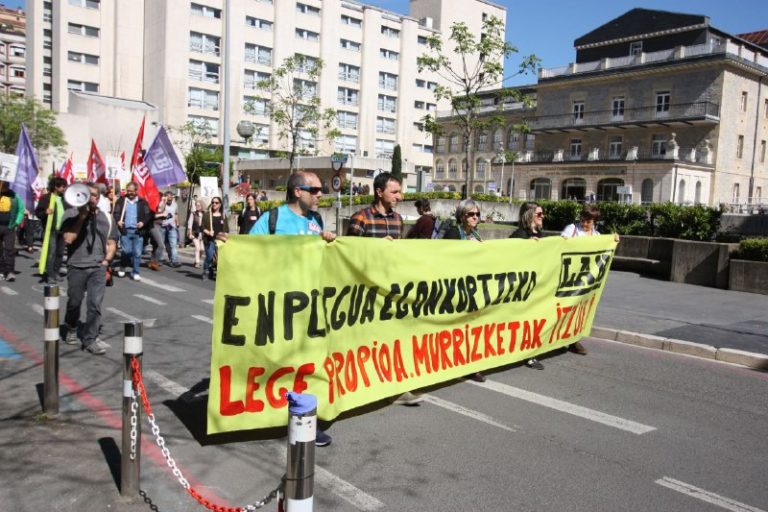 Hemos reivindicado en Gasteiz una ley propia para dotar de estabilidad al empleo en el sector público