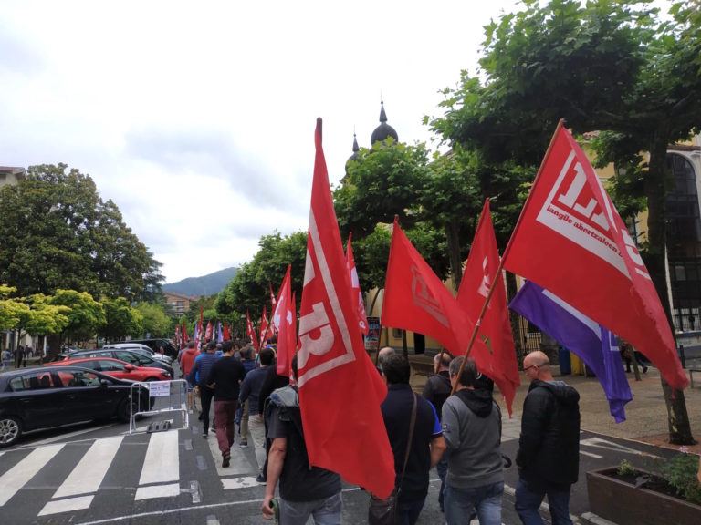 Tras el 90% de seguimiento también en el segundo día de huelga en el papel de Gipuzkoa, le toca moverse a ADEGI