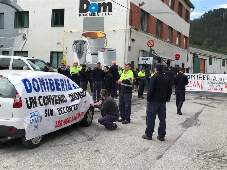 %100eko jarraipena izan du, hitzarmen duinaren alde,  Domiberiako langileek egindako grebak
