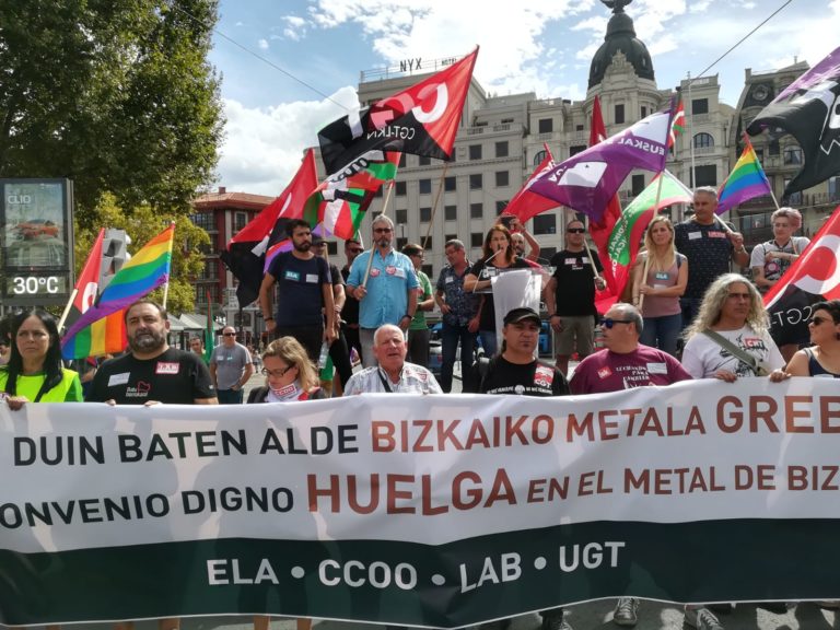 Bizkaiko metalgintzako greba deialdiek bere horretan jarraitzen dute mahai negoziatzailearen ondoren