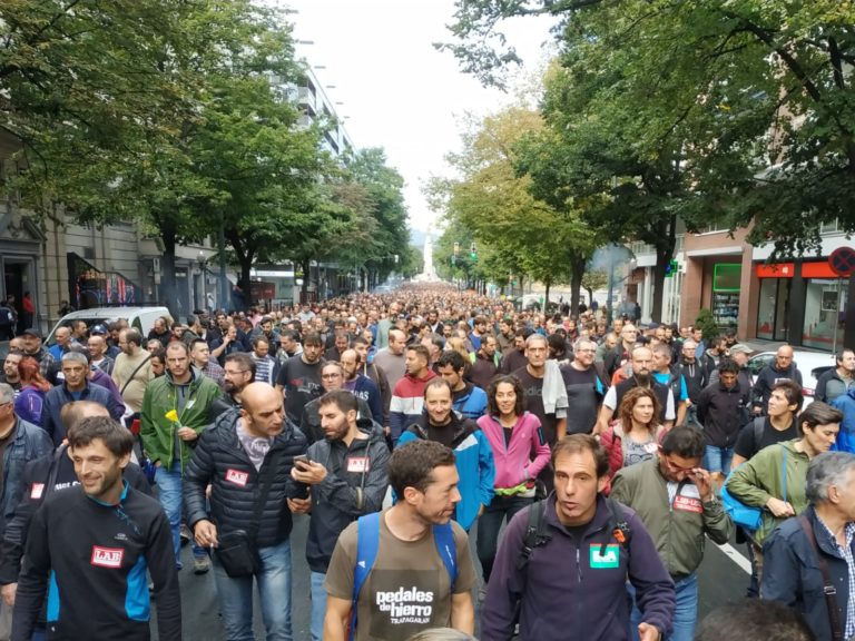 Bizkaiko Metalgintza duintasunaren aldeko borroka argia da; prekarietateari gerra hau irabaztera goaz!