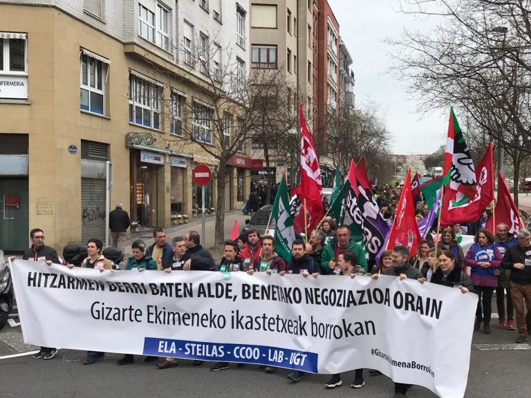 Asteleheneko bilerara elkarrizketa aurrera eramateko prozedura proposamen bat eramango dugu EAEko Gizarte Ekimeneko ikastetxeetako sindikatuok