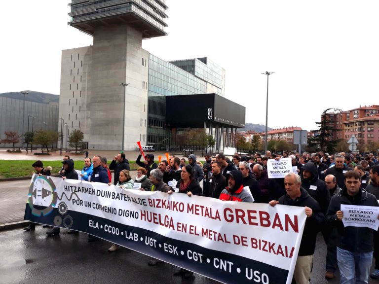 Oso kezkatuta gaude, Bizkaiko Metalgintzako patronalak ez duelako hitz egin nahi behin behineko kontratazioa eta subrogazio eskubideari buruz
