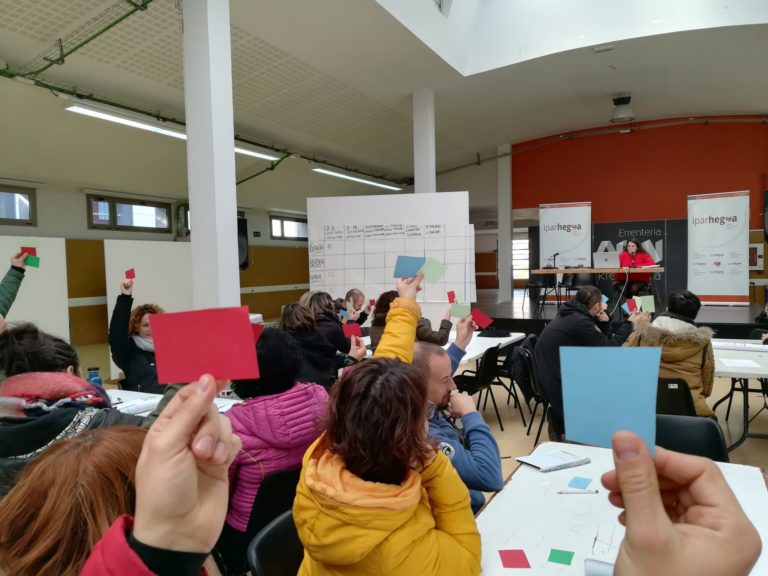 Zaintza lanei buruz gogoeta egin dugu Oreretan, “Sindikalismoa [Bir]Pentsatzen” prozesuaren baitan