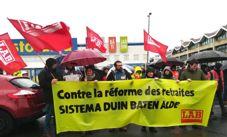 Garbiñe Aranburu: “Pentsio sistema propio bat eraikitzeko beharra dugu”