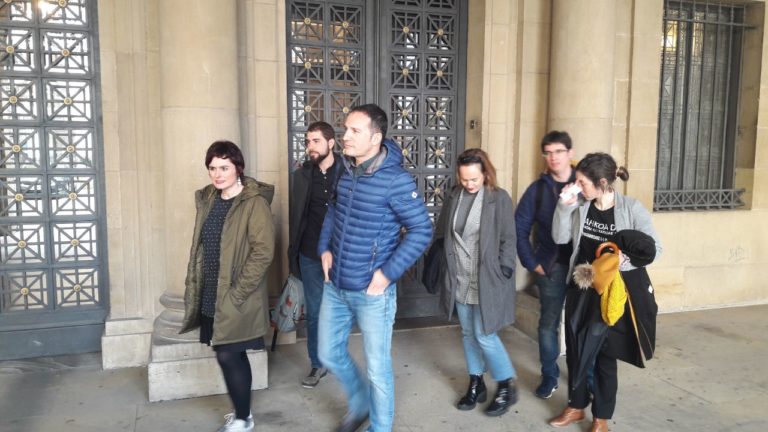 Jendarteak kalera eramandako aldarriei erantzuteko eskatu diogu Maria Chiviteri