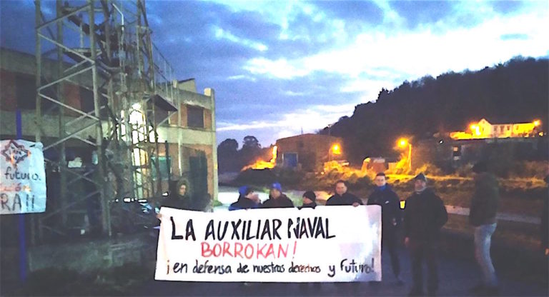 Erandioko La Auxiliar Navaleko langileak greba mugagabean dira euren etorkizunaren alde