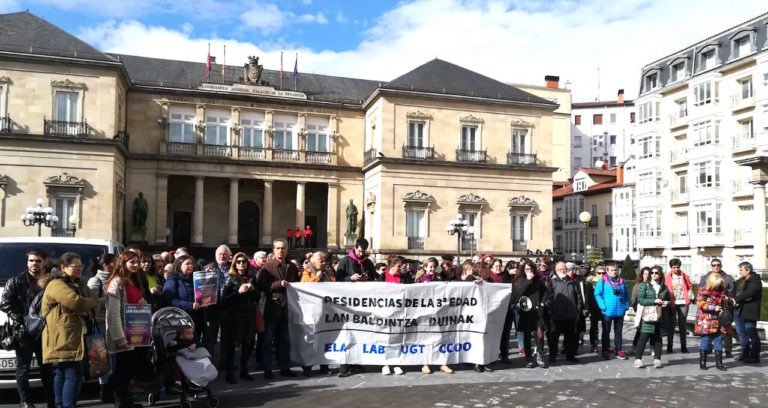 “Gure adinekoek merezi duten arretaren kalitatea lortzeko, gure lan-baldintzak hobetzea ezinbestekoa da”