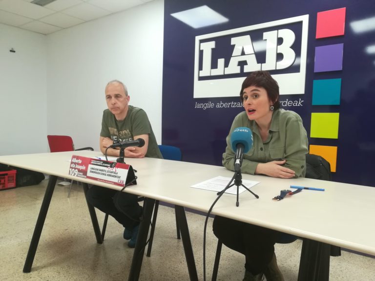 EAE eta Nafarroako instituzioak interpelatu ditugu, kapitala baino langileak babesteko akordioak gauza ditzaten