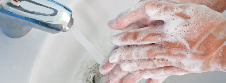 Lan-Ikuskaritzak behin betiko arrazoia eman digu eta behartu egin du Osakidetza lanaldiaren barruan norbere garbiketarako denbora ematera