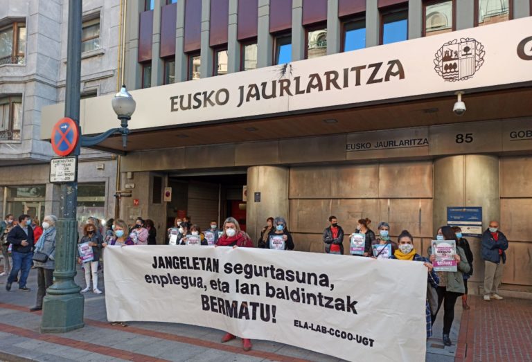 Las y los trabajadores de los comedores escolares de la CAV vuelven a pedir soluciones