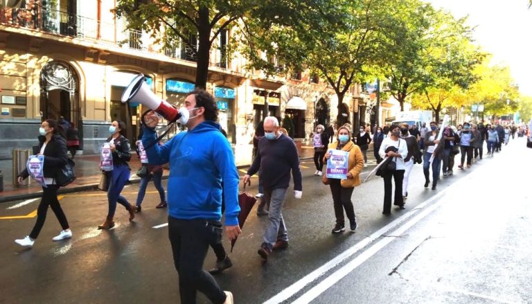 Vamos a señalar centro por centro las condiciones laborales indignas de las trabajadoras de los comedores escolares de la CAV