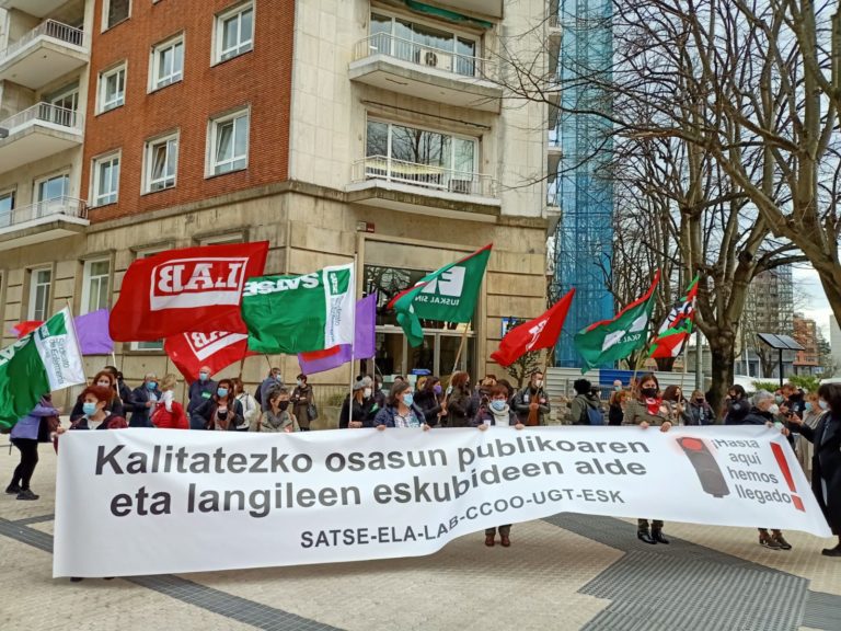 Manifestaciones para denunciar la grave situación de Osakidetza y pedir soluciones a sus problemas estructurales