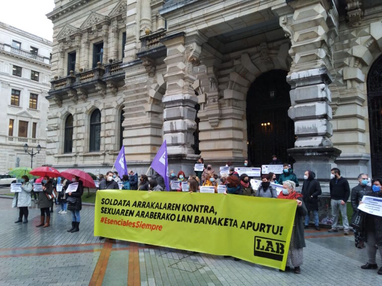 Hemos remarcado que es imprescindible romper la división sexual del trabajo para acabar con la brecha salarial