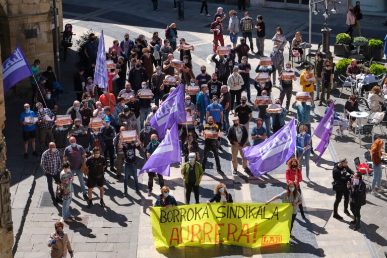 [IRUDI GALERIA] Borroka sindikal feminista aurrera!