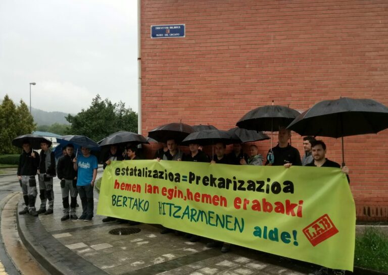 Rechazamos el acuerdo alcanzado por CCOO, UGT y la patronal FEIQUE en el Convenio Estatal de la Industria Química porque perpetúa la precariedad