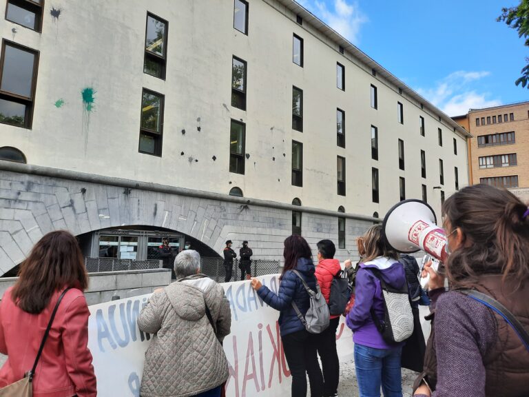 Denunciamos la decisión del Departamento de Educación de imponer de manera obligatoria para el próximo curso la jornada continua en todos los centros escolares navarros