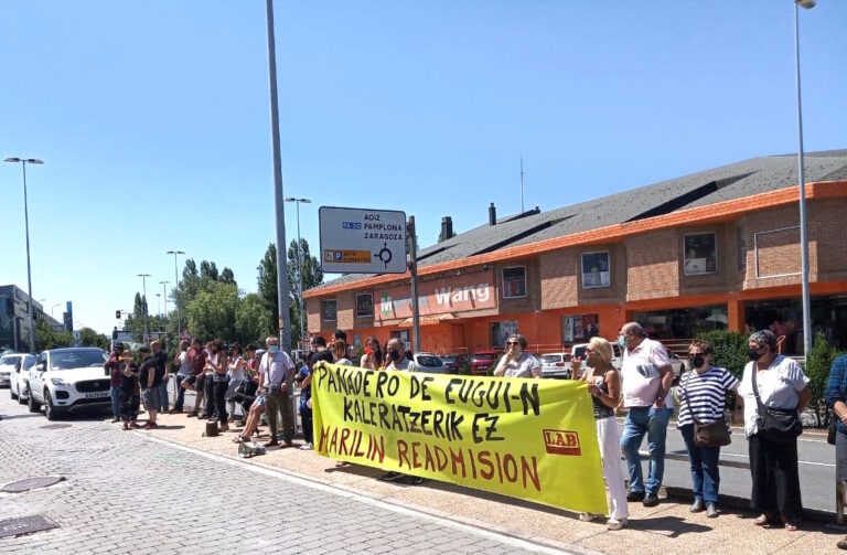 Hemos denunciado el despido de una trabajadora de El Panadero de Eugui por unos macarrones que iban a la basura